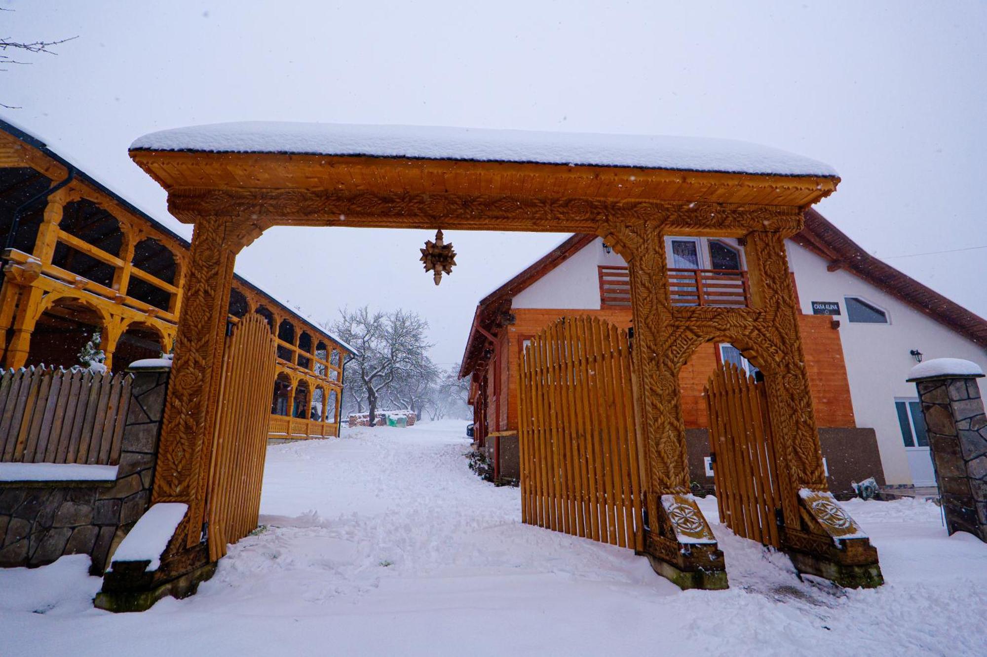 Casa Alina Breb Guest House Екстериор снимка